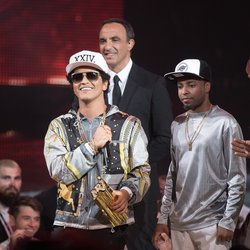 Bruno Mars - Cérémonie NRJ Music Awards 2016
