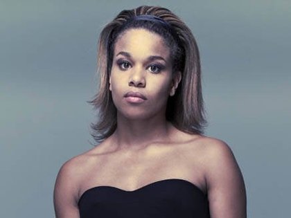 Melissa Nkonda nous transporte vers de Nouveaux Horizons