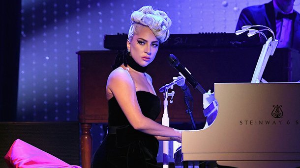 Lady Gaga dévoile des images de son show jazzy à Las Vegas