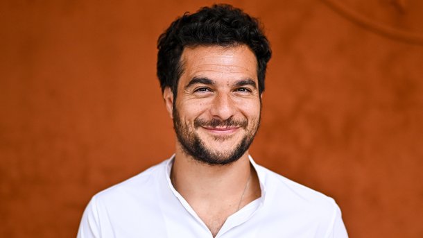 Amir revient avec "Sommet", un nouveau single percutant