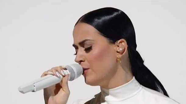 Katy Perry : boulversante aux Grammy!