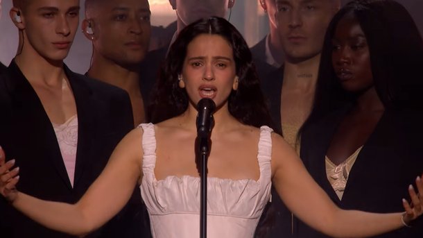 Brit Awards 2026 : Rosalía signe un show inégalé avec "Berghain"