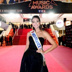 Miss France 2019 - Montée des Marches NRJ Music Awards 2019
