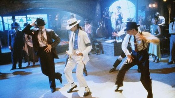Et Michael Jackson créa le "moonwalk"