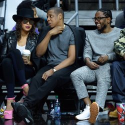 Beyoncé, Jay Z et Kendrick Lamar à un match de basket