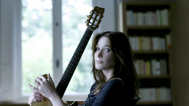 Carla Bruni dans la série Glee ?