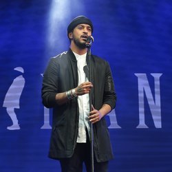 Slimane - NRJ Music Tour Roubaix 2016