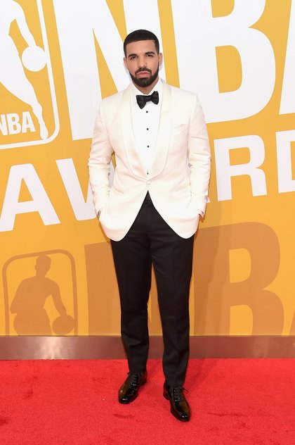 Drake : premier de la classe en smoking