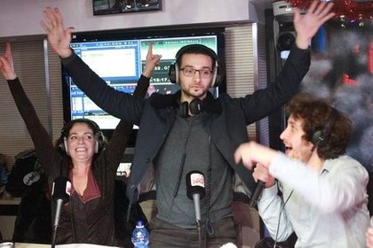 Emission du 20 décembre 2013 avec Kev Adams et l'équipe de SODA