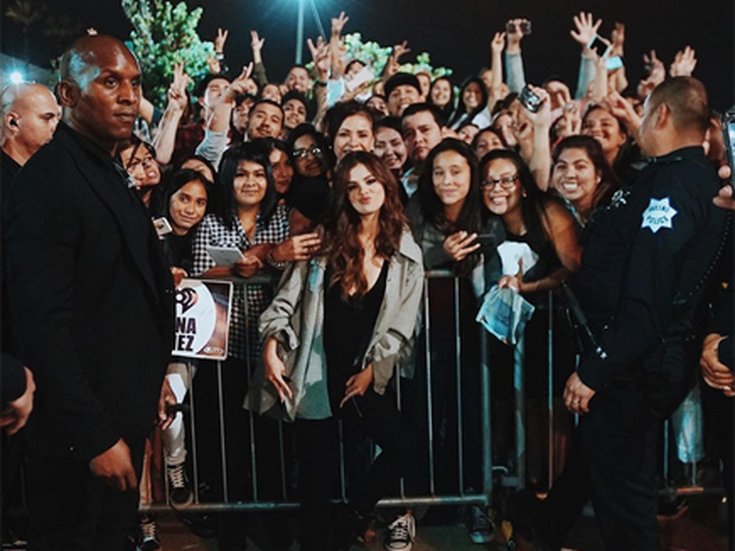 Selena Gomez avec ses fans à Fresno