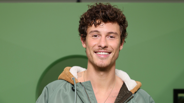 Shawn Mendes sort du silence et tease de la nouvelle musique