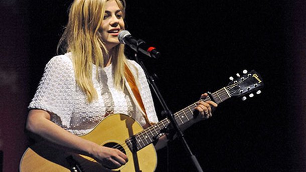 Concert Pop Love Louane