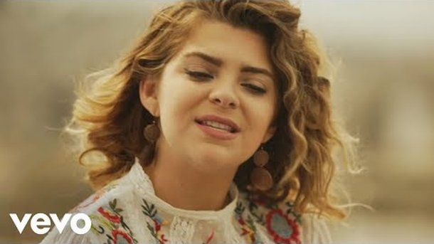 Caroline Costa - Maintenant feat Nico Lilliu