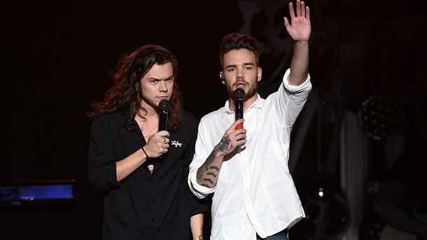 Liam Payne félicite Harry Styles après les Grammy Awards 2021