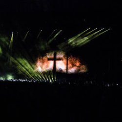 MDNA Paris7