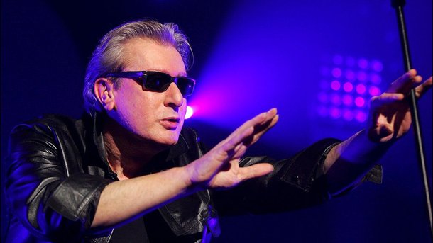 Ces artistes français qui ont repris Alain Bashung