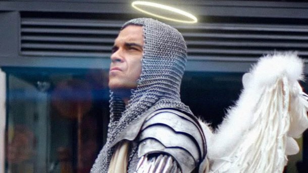 Les clips les plus fous de la carrière de Robbie Williams