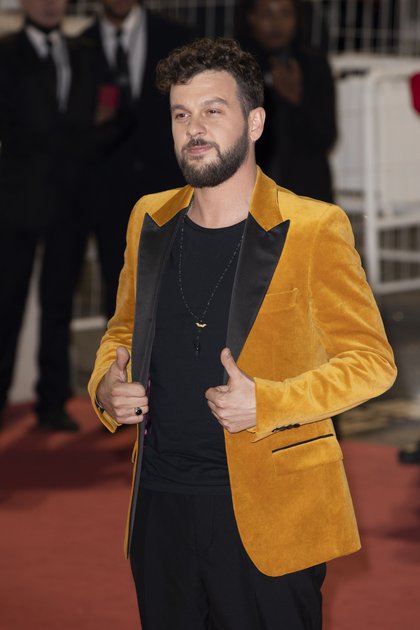 Claudio Capéo - Montée des Marches NRJ Music Awards 2019