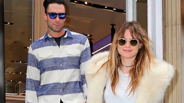 Adam Levine : balade romantique avec Behati Prinsloo!