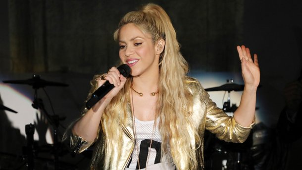 Shakira fête la sortie d'«El Dorado» à Miami avec ses fans!