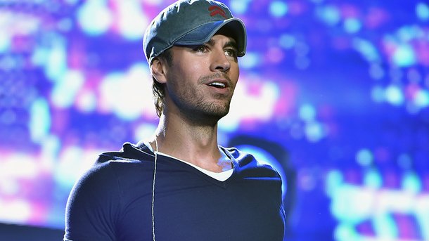 Enrique Iglesias sacré "plus grand artiste latino de tous les temps" aux Billboard Latin Music Awards 2020