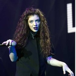 Lorde @ NRJ Music Tour de Paris