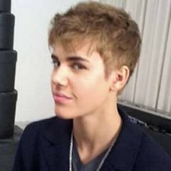 Justin Bieber les cheveux courts