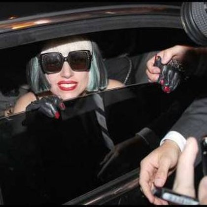 Lady GaGa à la sortie du Grand Journal