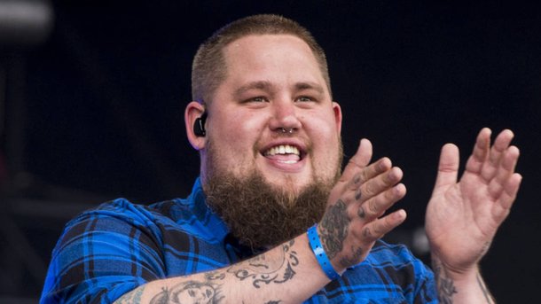 Rag'n'Bone Man sera sur scène pour les Brit Awards 2018!