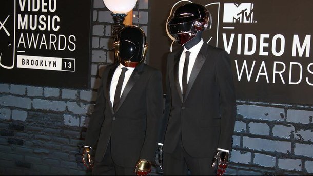Les Daft Punk chantent-ils eux-mêmes leurs chansons?