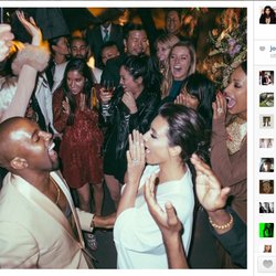 Kanye West et Kim Kardashian : un an de bonheur ! 