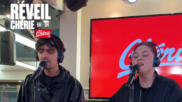 Louane  et son amoureux P3gase chantent ensemble en live leur duo "SOLEIL" 😍
