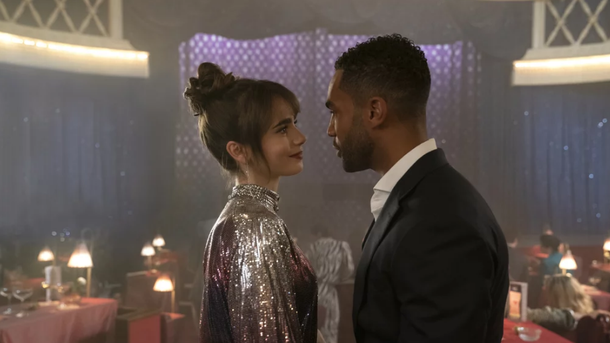 « Emily in Paris » reviendra plus tard que prévu