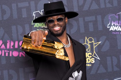 Dadju - Photocall NRJ Music Awards Paris Edition