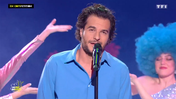 Amir chante «La Fête»