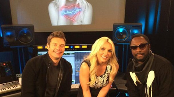 Britney Spears présente son album avec will.i.am