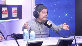 Krystoff Fluder à Stéphane Guillon : "... Vous, vous vous attaquez aux politiques, avec équité : vous tapez aussi à droite, qu’à gauche, qu’à droite, qu’à droite, ou encore à droite de la droite… "