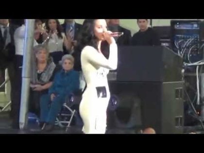 2012 Katy Perry at President Obama grassroots rally Las Vegas 