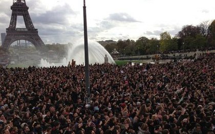 FLASH MOB GANGNAM STYLE AVEC PSY ET CAUET