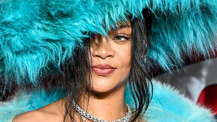 Rihanna aux Fashion Awards