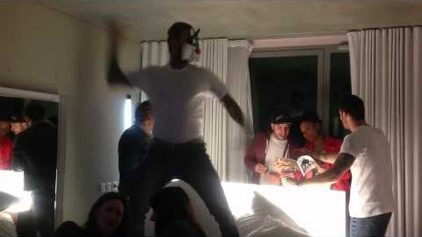 M. Pokora fait son Harlem Shake !