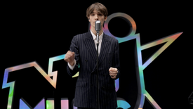 En studio avec Pierre de Maere qui reprend «Tous les mêmes» de Stromae