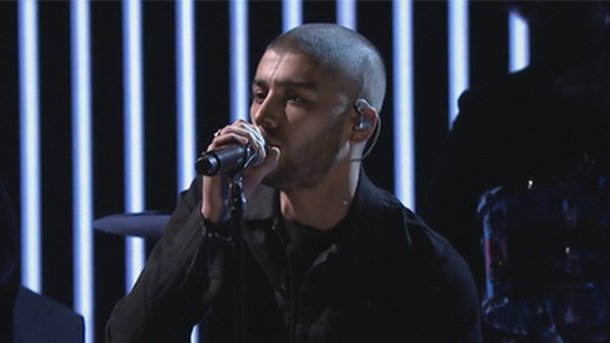 Zayn Malik : «Like I Would» en live pour la première fois!