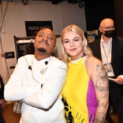 Soprano et Louane - Backstage des NRJ Music Awards 2021