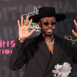 Dadju - Photocall NRJ Music Awards Paris Edition
