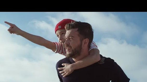 Claudio Capéo: son album «Claudio Capéo» s'est écoulé à 400.000 exemplaires!