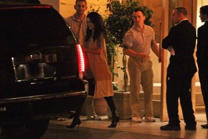 Selena Gomez et Ed Sheeran sortent d'un restaurant
