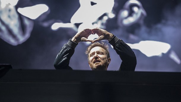 David Guetta aux Vieilles Charrues: ses apparitions sont un succès!