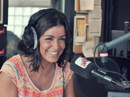 Jenifer chez Manu dans le 6/9 sur NRJ