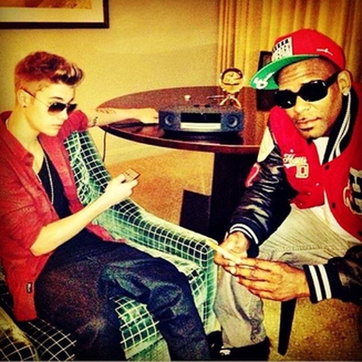 R Kelly: Je traine tranquille avec mon pote @justinbieber
